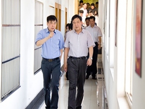 On July 5, 2012, Li Weining, then Secretary of the Jiaxing Municipal Party Committee, and his party investigated the company's party building work